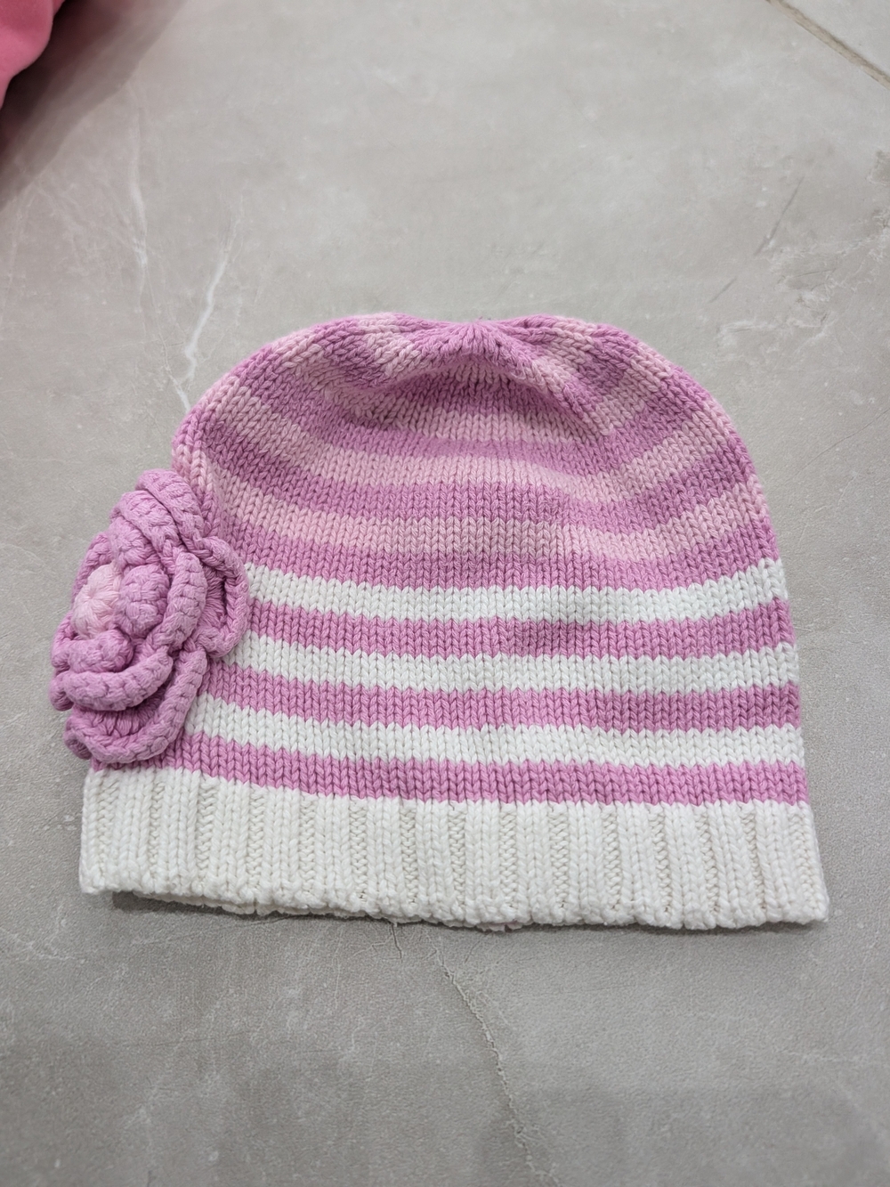 5/$20 Cotton Charming Pink & White Knit Beanie – 6M